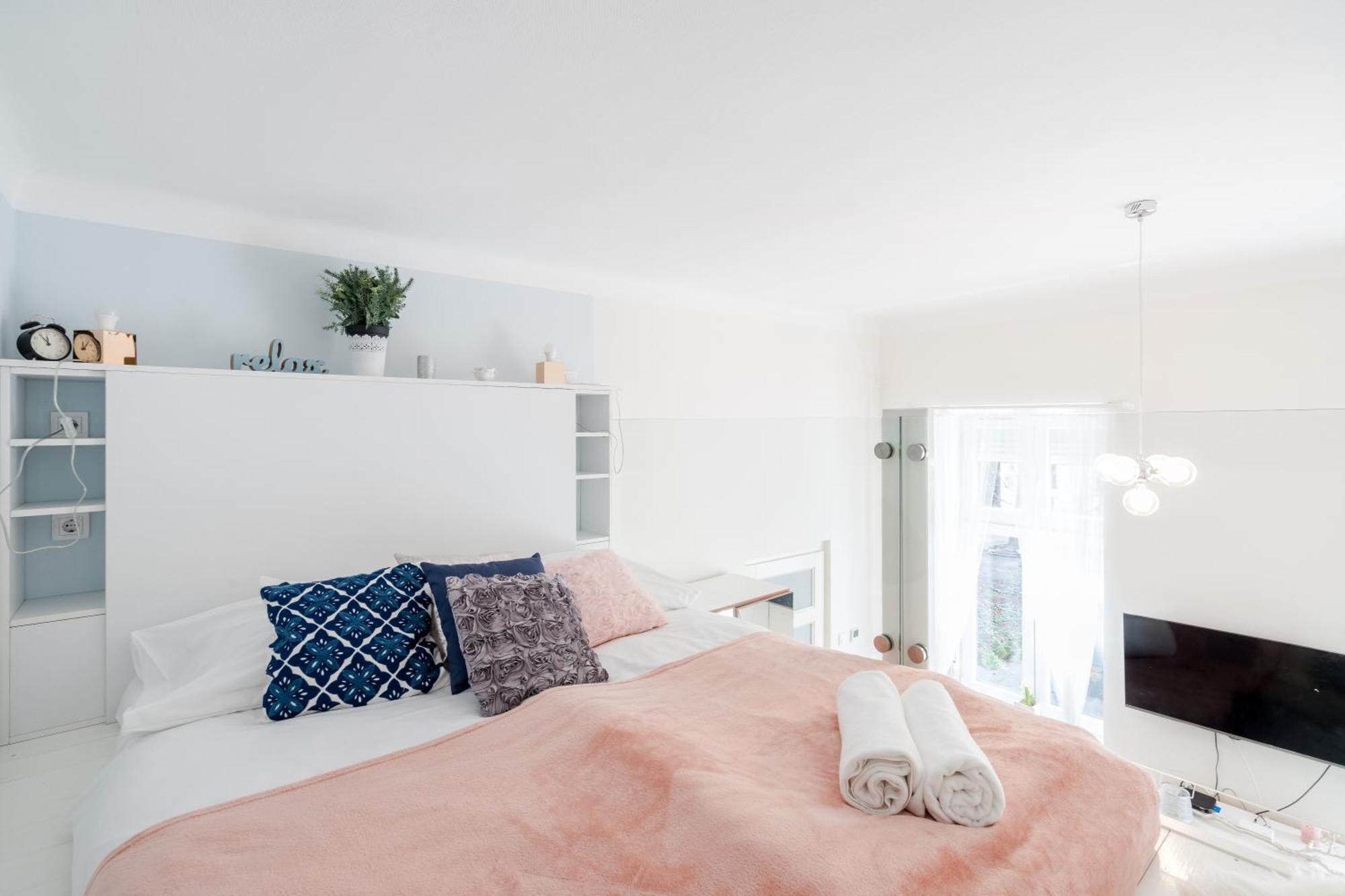 Bpr Stylish Mosaic Home With Terrace บูดาเปสต์ ภายนอก รูปภาพ